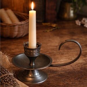 Colonial style curved handle candlestick holder Hosley International